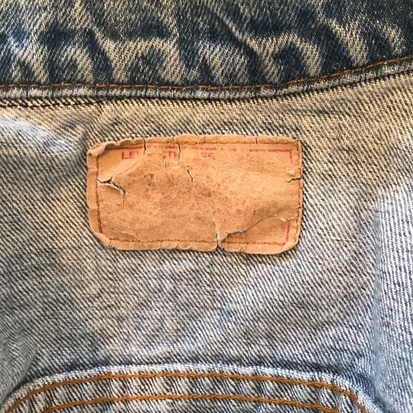 ❤️SOLD❤️Vintage Levi's Denim Jacket - Picture 8 of 8
